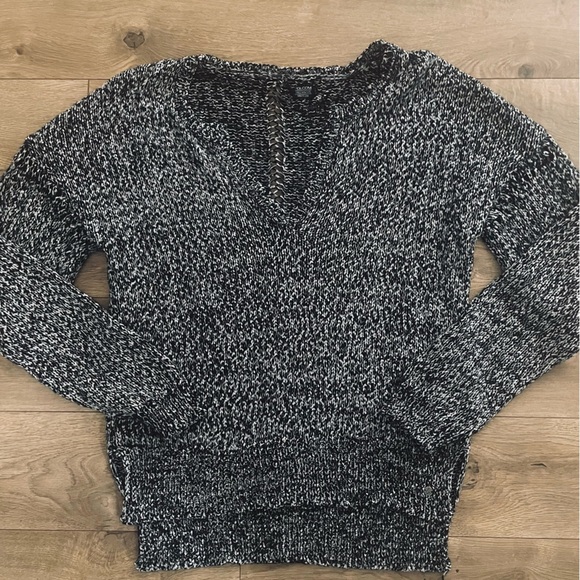 Volcom Keepin CozyWomen's Black and White V-Neck Sweater - Picture 10 of 14